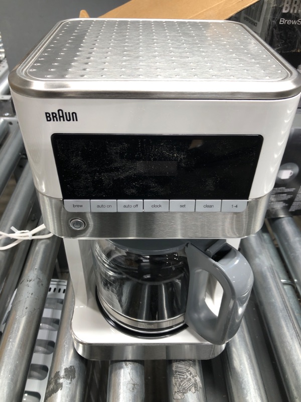 Photo 2 of *** POWERS ON *** Braun KF6050WH BrewSense Drip Coffee Maker, White