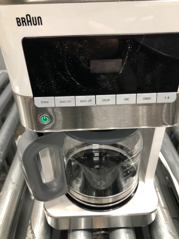 Photo 5 of *** POWERS ON *** Braun KF6050WH BrewSense Drip Coffee Maker, White