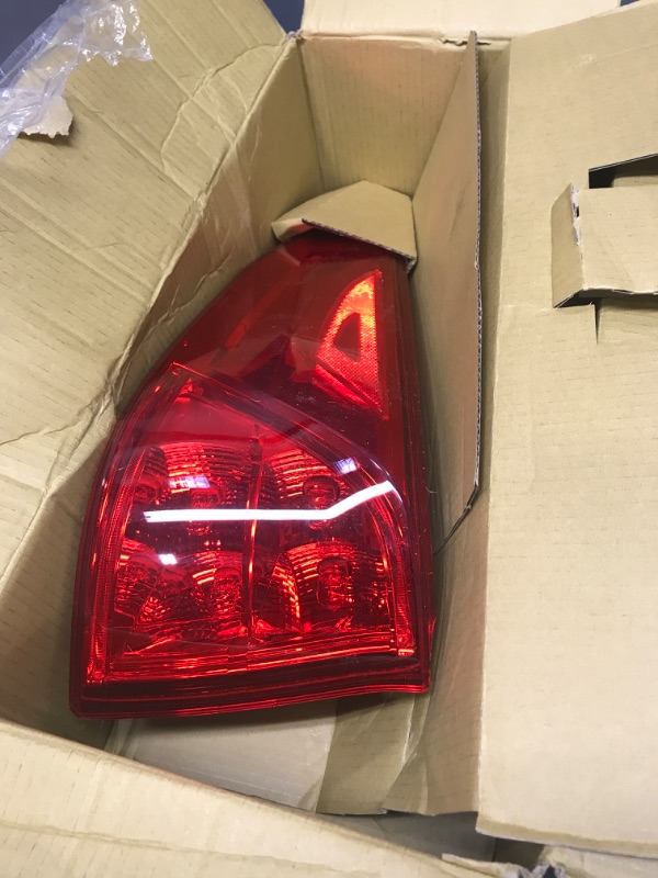 Photo 2 of TYC 11-9016-00-1 Replacement Left Tail Lamp Compatible with Honda Odyssey NSF Certified