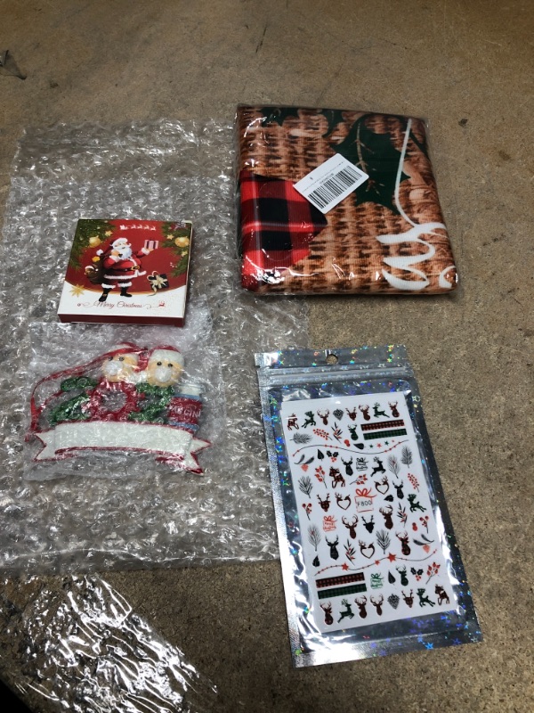 Photo 1 of *Misc Xmas Items Bundle Of 4*