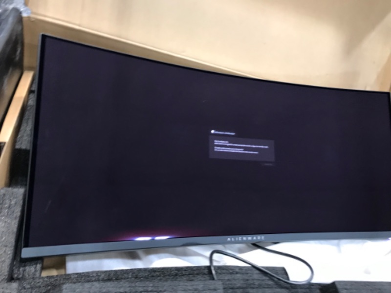 Photo 2 of Alienware 34 Inch Curved PC Gaming Monitor, 3440 x 1440p Resolution, Quantum Dot OLED 175Hz, 1800R Curvature, True 1ms GTG, 1,000,000:1 Contrast Ratio, 1.07 Billion Colors, AW3423DW - Lunar Light
