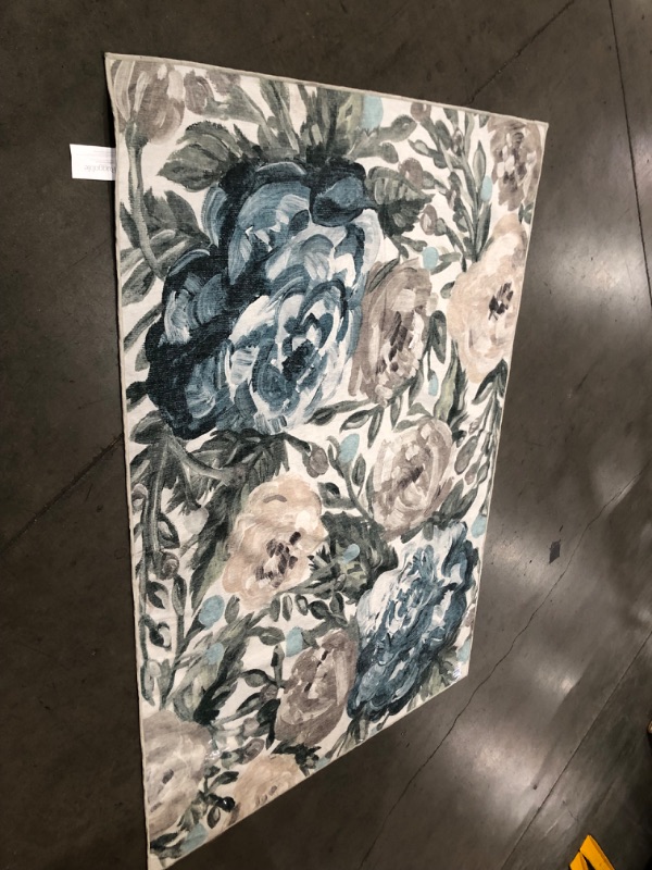 Photo 2 of 6' x 9' Ruggable Rug Floral