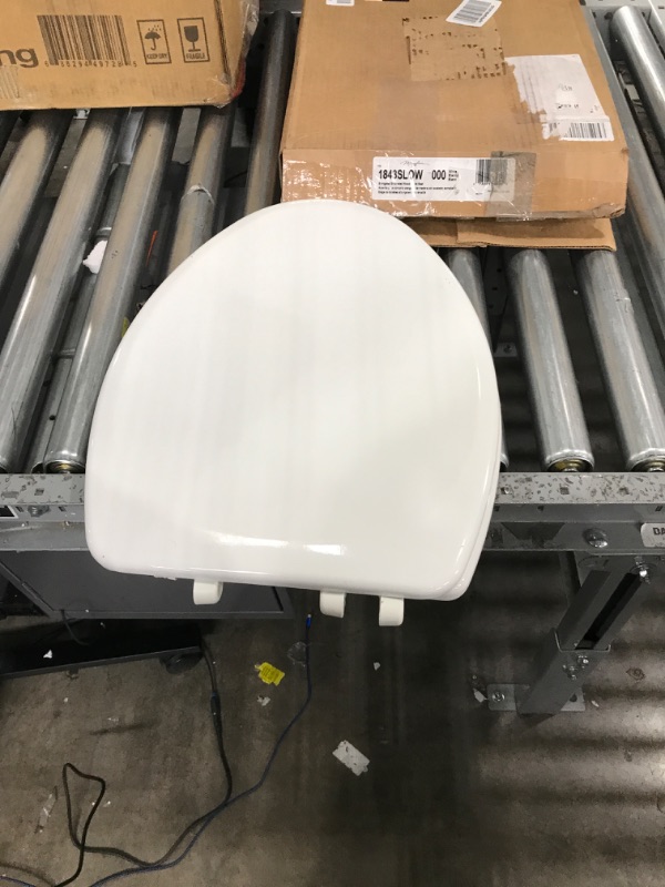 Photo 2 of *USED*MAYFAIR 1843SLOW 000 Lannon Toilet Seat will Slow Close and Never Loosen, ELONGATED, Durable Enameled Wood, White White 1 Pack Elongated Toilet Seat