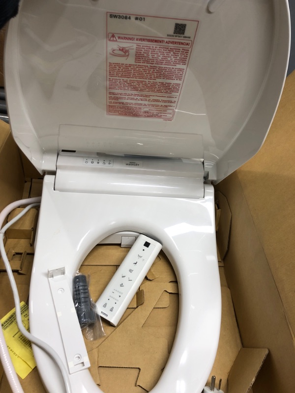 Photo 3 of *Doesn't Power On* TOTO SW3084#01 WASHLET C5 Electronic Bidet Toilet Seat with PREMIST and EWATER+ Wand Cleaning, Elongated, Cotton White C5 Elongated Cotton White