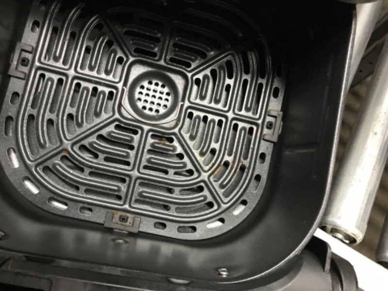 Photo 2 of ** NON-FUNCTINAL** nstant Vortex 5.7QT Air Fryer Oven Combo, From the Makers of Instant Pot, Customizable Smart Cooking Programs, Digital Touchscreen, Nonstick and Dishwasher-Safe Basket, App with over 100 Recipes 5.7QT Vortex