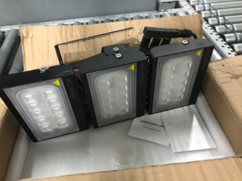 Photo 2 of **loose hardware-used item**
LED Flood Light Outdoor, STASUN 150W 13500lm Outdoor Lighting, 6000K Daylight White, IP66 Waterproof Outside Floodlight Exterior Security Light with 3 Adjustable Heads for Yard, Street, Parking Lot 6000k Daylight 150W