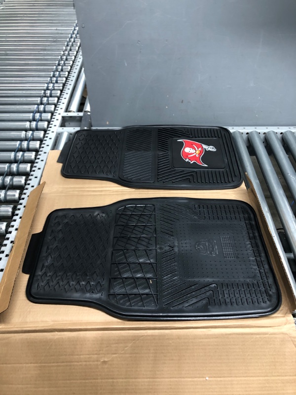Photo 1 of FANMATS 8908 Tampa Bay Buccaneers 2-Piece Heavy Duty Vinyl Car Mat Set, Front Row Floor Mats, All Weather Protection, Universal Fit, Deep Resevoir Design, (Color may Differ)