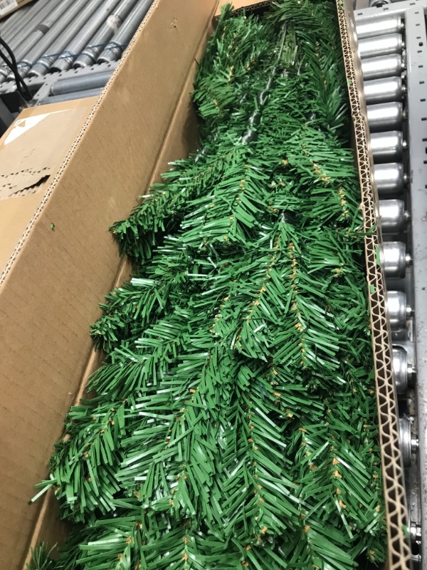 Photo 2 of 6FT Artificial Christmas Tree - Mupera Christmas Tree, Fake Christmas Tree(2023 New), PVC Xmas Pine Tree, 800 Branch Tips, for Home, Office, Shopping Center, Party/Holiday Decoration Gift Use
