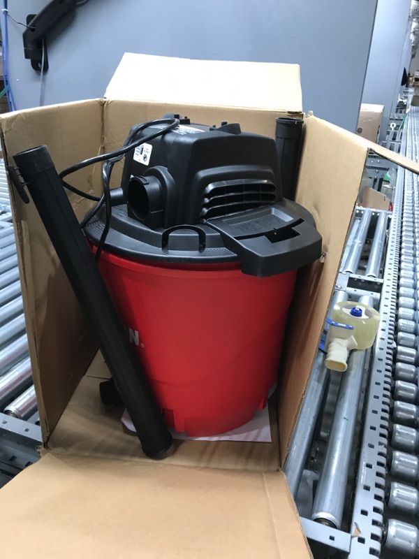 Photo 2 of **PARTS ONLY** CRAFTSMAN CMXEVBE17590 9 Gallon 4.25 Peak HP Wet/Dry Vac, General Purpose Portable Shop Vacuum with Attachments
