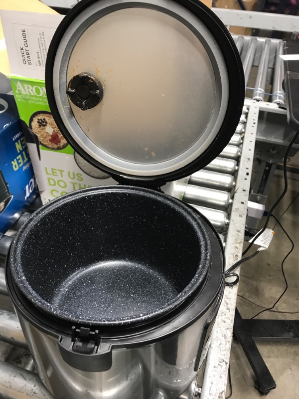 Photo 5 of *** USED *** POWERS ON *** Aroma Housewares 20 Cup Cooked (10 cup uncooked) Digital Rice Cooker, Slow Cooker, Food Steamer, SS Exterior (ARC-150SB),Black Basic