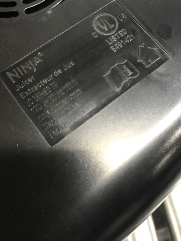 Photo 2 of *** POWERS ON *** Ninja JC101 Cold Press Pro Compact Powerful Slow Juicer with Total Pulp Control and Easy Clean, Graphite, 13.78 in L x 6.89 in W x 14.17 in H