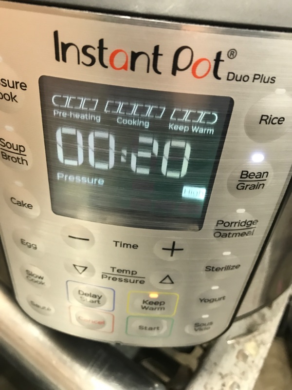 Photo 7 of *** POWERS ON *** Instant Pot Duo Plus 6 qt 9-in-1 Slow Cooker/Pressure Cooker