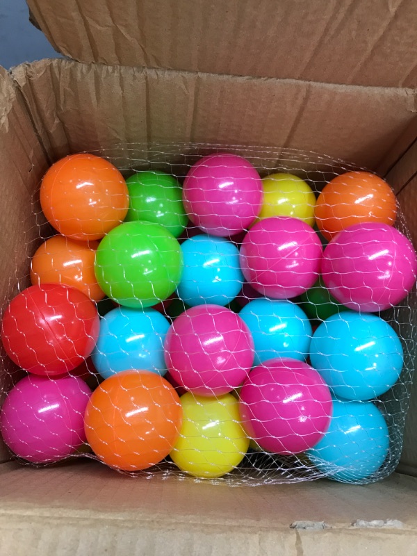 Photo 2 of BalanceFrom 2.3-Inch Phthalate / BPA Free ,Non-Toxic Crush Proof Play Pit Balls- 6 Bright Colors in Reusable100 count 