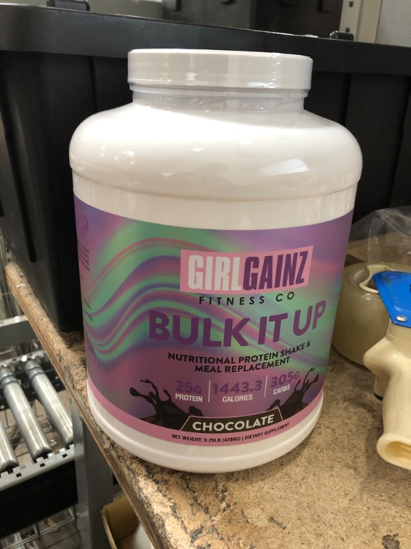 Photo 2 of bb: 07/2023** Girl Gainz- Bulk It Up | Meal Replacement Shakes | Premium Protein | Helps Gain Healthy Weight | Improves Muscle Recovery | Delicious Taste | Chocolate Flavor | 12 Servings