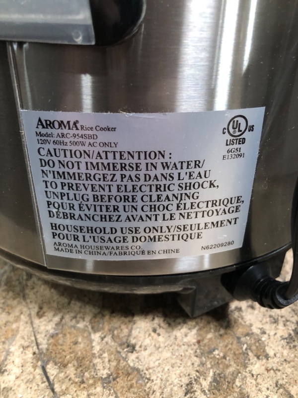Photo 4 of **dent on side** Aroma Housewares ARC-954SBD Rice Cooker, 4-Cup Uncooked 2.5 Quart, Professional Version