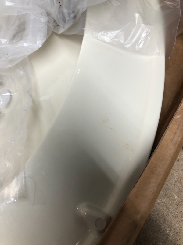 Photo 2 of **USED , NEEDS TO BE DISINFECTED**
TOILET SEAT OFF WHITE