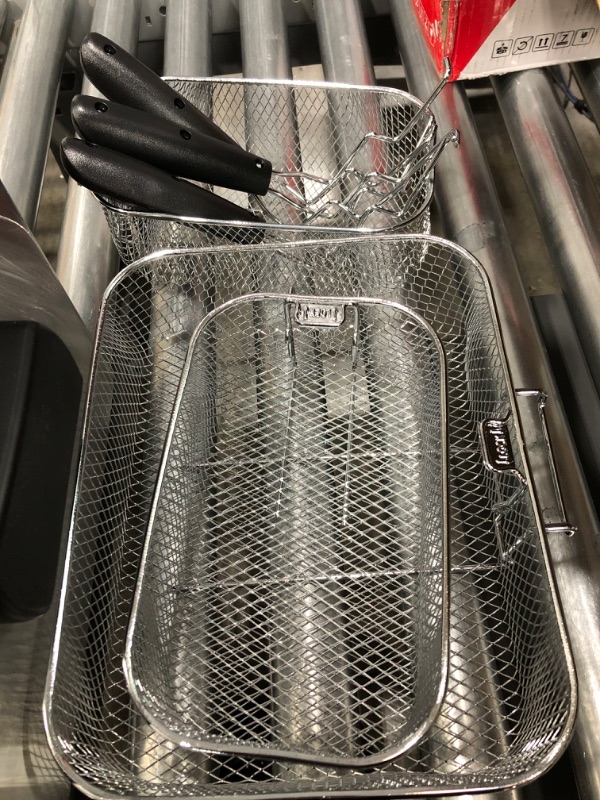 Photo 1 of  *** USED ** Hamilton Beach Triple Basket Electric Deep Fryer, 19 Cups / 4.5 Liters Oil Capacity, Lid with View Window, Professional Grade, 1800 Watts, Stainless Steel (35034) , Black