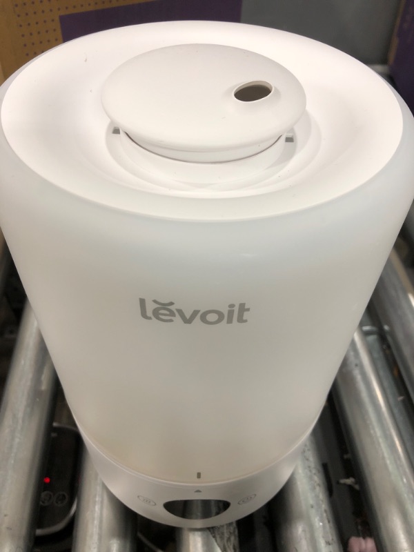 Photo 3 of *** POWERS ON *** LEVOIT Smart Cool Mist Humidifiers for Bedroom, Top Fill Essential Oil Diffuser, Auto Humidity Adjustment with Sensor, Remote Control, Ideal for Baby Nursery and Plants, Quiet, Ultrasonic, 3L, White