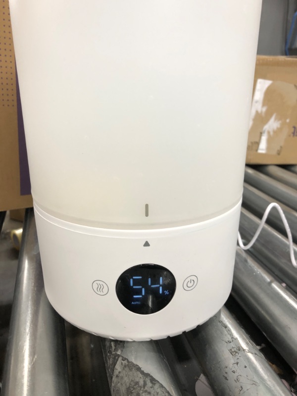 Photo 4 of *** POWERS ON *** LEVOIT Smart Cool Mist Humidifiers for Bedroom, Top Fill Essential Oil Diffuser, Auto Humidity Adjustment with Sensor, Remote Control, Ideal for Baby Nursery and Plants, Quiet, Ultrasonic, 3L, White