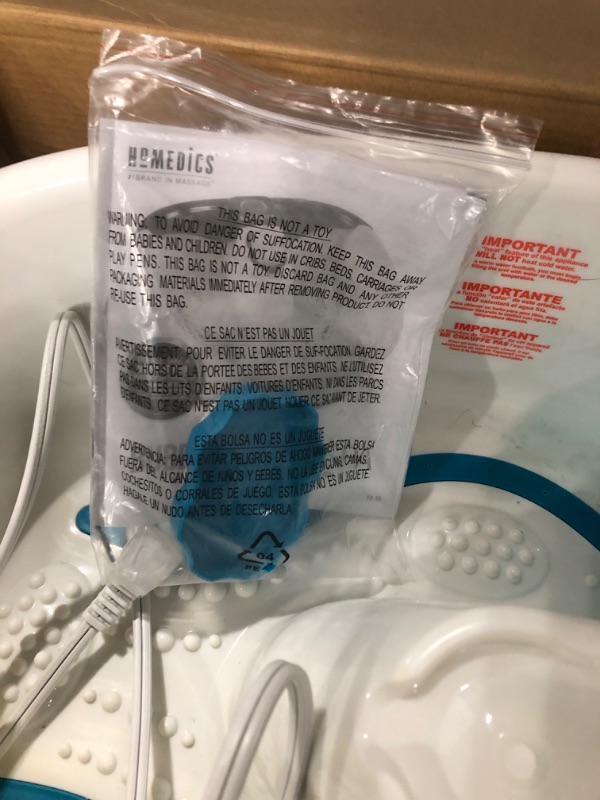 Photo 3 of * TESTED IT POWERS ON* HoMedics Bubble Mate Foot Spa, Toe Touch Controlled Foot Bath with Invigorating Bubbles and Splash Proof, Raised Massage nodes and Removable Pumice Stone