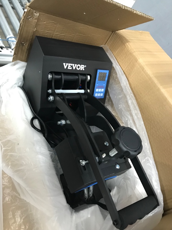 Photo 3 of VEVOR Heat Press 6x3.75Inch Curved Element Hat Press Clamshell Design Heat Press for Hats Rigid Steel Frame No Stick Digital LCD Timer and Temperature Control (6x3.75Inch Clamshell Design)