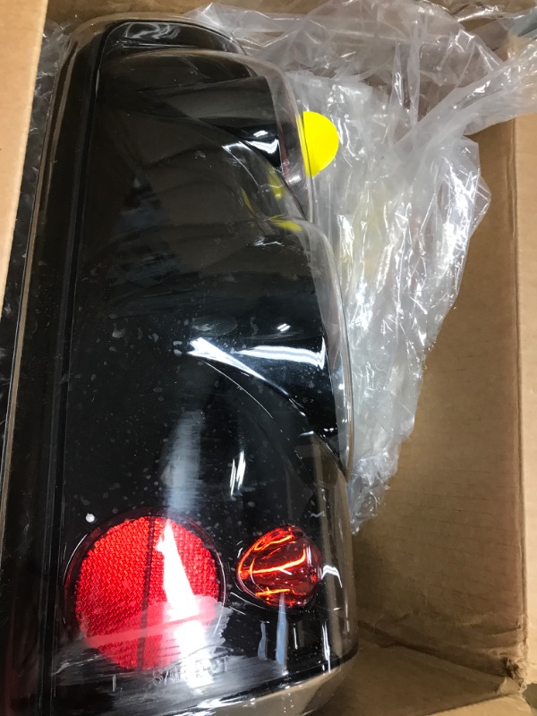 Photo 2 of AUTOSAVER88 Tail Lights Compatible with 1999-2006 Chevy Silverado 1500 2500 01-06 Silverado 3500&2007 Silverado with Classic Body Style 99-02 GMC Sierra 1500&2500, Not Fit Barn Door or Stepside Models OE - Black / Clear Lens