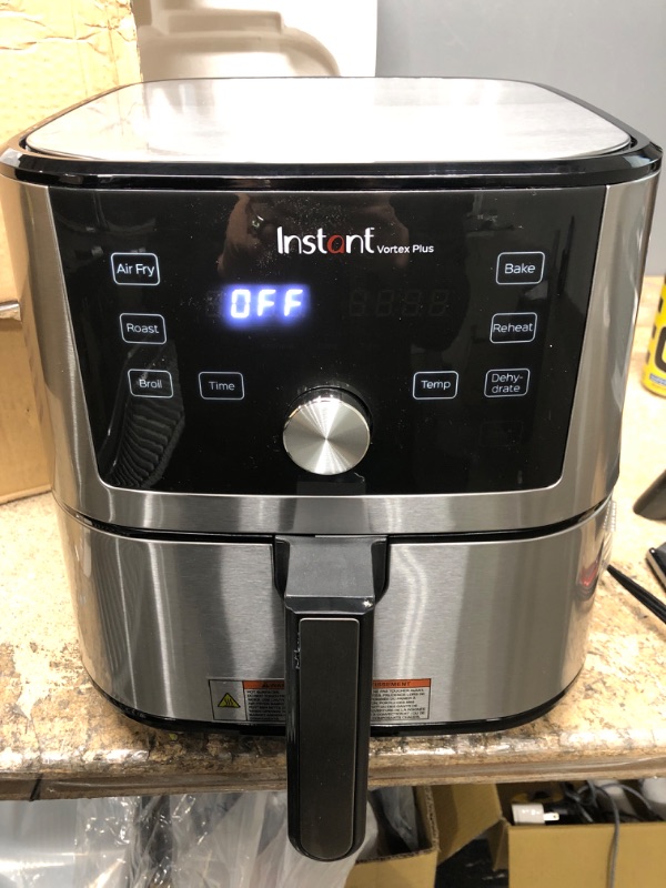 Photo 2 of ***PLEASE SEE COMMENT/PICS****Instant Vortex Plus Air Fryer Oven, 6 Quart, From the Makers of Instant Pot, 6-in-1, Broil, Roast, Dehydrate, Bake, Non-stick and Dishwasher-Safe Basket, App With Over 100 Recipes, Stainless Steel 6QT Vortex Plus
