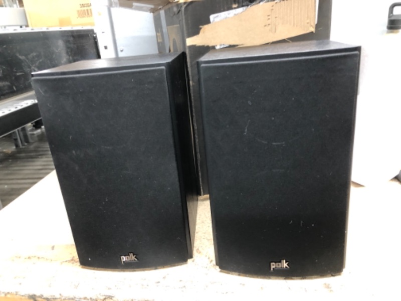 Photo 2 of Polk Audio T15 Bookshelf Speakers Pair Black