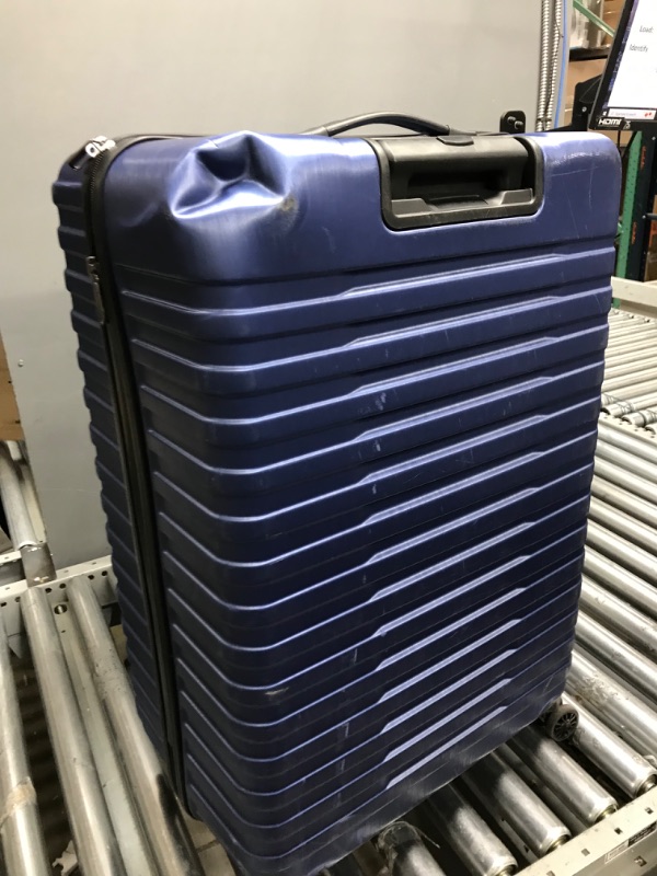 Photo 1 of **DAMAGE TO CORNER** U.S. Traveler Boren Polycarbonate Hardside Rugged Travel Suitcase Luggage with 8 Spinner Wheels, Aluminum Handle, Navy, Carry-on 22-Inch, USB Port
DAMAGE TO CORNER
