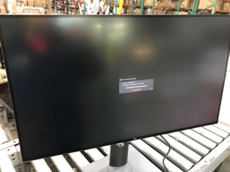 Photo 2 of DELL UltraSharp U3219Q LED Display 80 cm (31.5") 3840 x 2160 Pixel 4K Ultra HD Opaco Nero, Argento
