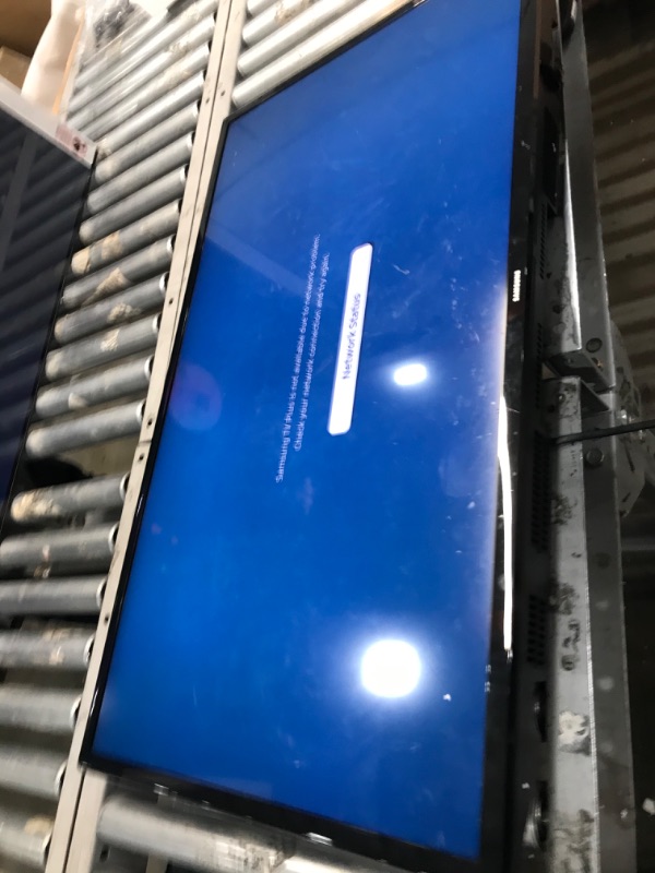 Photo 2 of SAMSUNG 40-inch Class LED Smart FHD TV 1080P (UN40N5200AFXZA, 2019 Model)