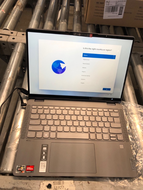 Photo 1 of UNABLE TO SETUP (SEE NOTES)
Lenovo Flex 5 14" 2-in-1 Touchscreen Laptop - AMD Ryzen 7 5700U - 2240 x 1400 - Windows 11 16GB LPDDR4x 4266MHz RAM 512GB PCIe® 4.0x4 NVMe 2242 M.2 Solid State Drive 82R9000KUS
