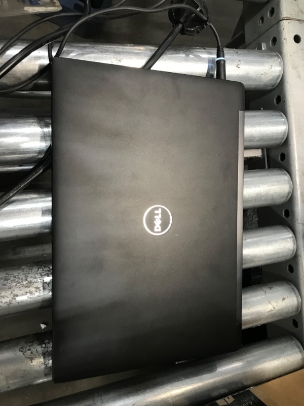 Photo 1 of PARST ONLY DOES NOT DISPLAY ANYTHING NEEDS PREOFESSIONAL REPAIR 
Dell Latitude 7280 12.5-inch FHD Intel Core i7-7600U 16GB DDR4 512GB Solid State Drive Webcam WiFi Bluetooth|Windows 10 Professional