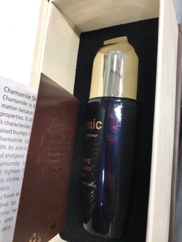 Photo 1 of AGE DEFYING BIO ACTIVATOR SERUM REPAIRS SKIN CONDITIONS NATURAL SEA INGREDIENTS DECREASE SENSITIVITY AND SMOOTHS AND REJUVENATES SKIN 
