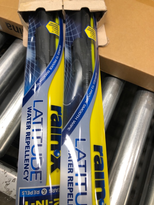 Photo 2 of Rain-X 810160 Latitude 2-In-1 Water Repellent Wiper Blades, 24" and 19" Windshield Wipers (Pack Of 2), Automotive Replacement Windshield Wiper Blades With Patented Rain-X Water Repellency Formula 24" and 19" Combo Wiper Blades