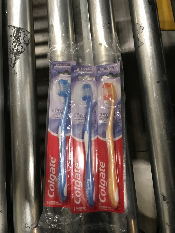 Photo 1 of 3 colgate toothbrush