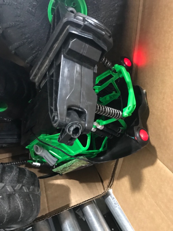 Photo 5 of **FRONT DRIVER TIRE BROKEN,  SEE PHOTO**
Monster Jam, Official Mega Grave Digger All-Terrain Remote Control Monster Truck with Lights, 1: 6 Scale, Kids Toys for Boys
