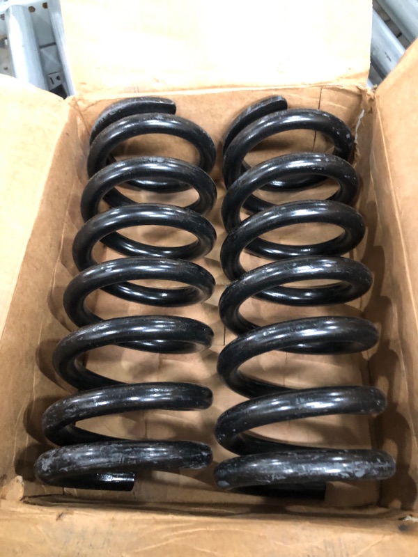 Photo 3 of Moog 80098 Coil Spring Set