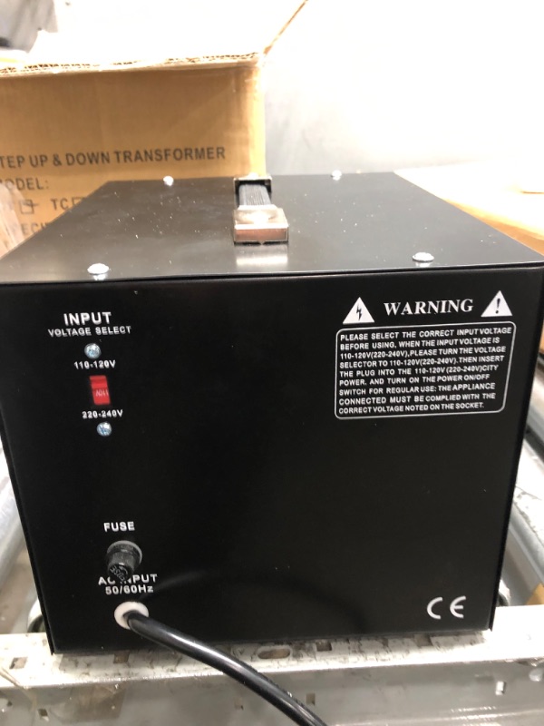 Photo 2 of VEVOR Voltage Converter Transformer, 3000W 240V to 110V 110V to 240V, Heavy Duty Step Up Step Down US to UK Power Converter, 2 US&1 UK&1 Universal Outlet with Circuit Break Protection, CE Certified