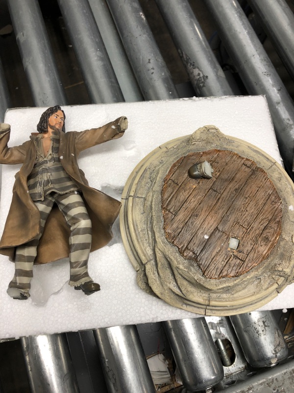 Photo 2 of *** BROKEN ** Enesco Wizarding World of Harry Potter Sirius Black Holding Wormtail Figurine, 8.75 Inch, Multicolor