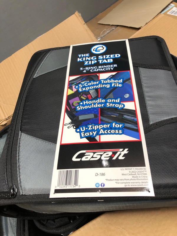 Photo 3 of Case-it The King Sized Zip Tab Zipper Binder - 4 Inch D-Rings - 5 Subject File Folder - Multiple Pockets - 800 Sheet Capacity - Comes with Shoulder Strap - Jet Black D-186 