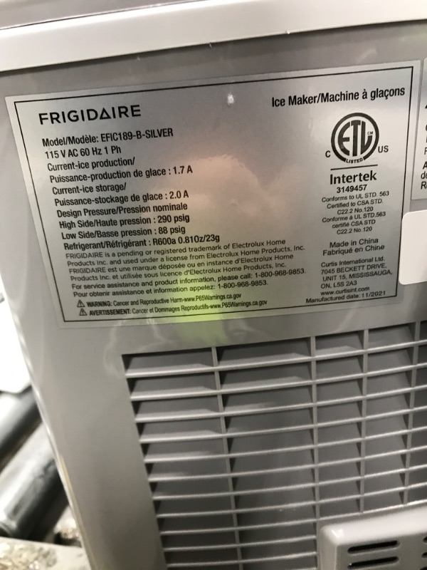 Photo 4 of ***TESTED POWERED ON**FRIGIDAIRE EFIC189-Silver Compact Ice Maker, 26 lb per Day, Silver (Packaging May Vary)