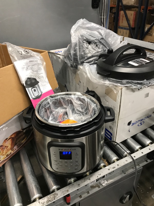 Photo 2 of ***TESTED POWERED ON***Instant Pot 8 qt 11-in-1 Air Fryer Duo Crisp + Electric Pressure Cooker