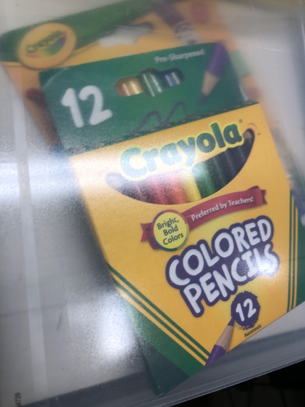 Photo 4 of Crayola Super Art Coloring Kit, Arts & Crafts Gift for Girls & Boys, Styles Vary, 100+ Pcs [Amazon Exclusive]