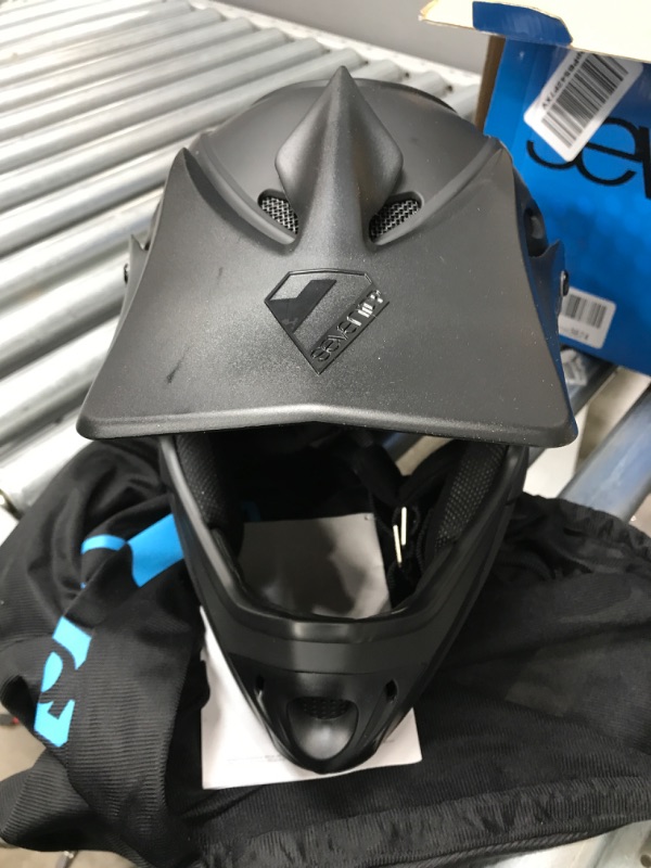 Photo 1 of 7iDP M1 Helmet Full Face Mountain Biking Helmet