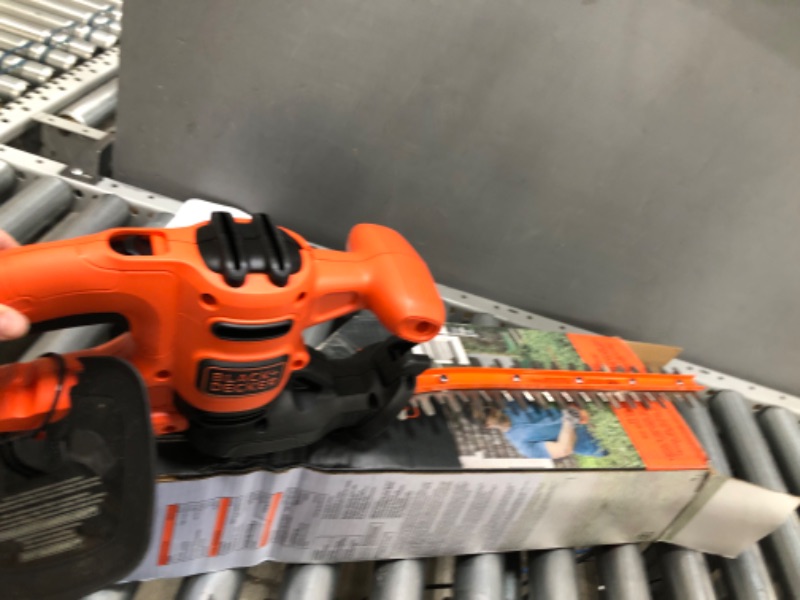 Photo 3 of BLACK+DECKER Electric Hedge Trimmer, 16-Inch (BEHT100)