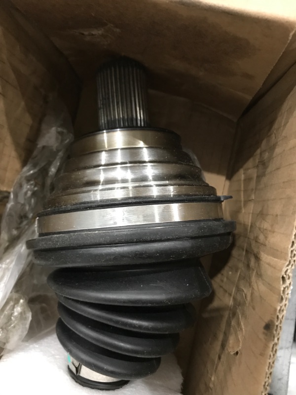 Photo 3 of Cardone 66-7518 New Constant Velocity CV Axle Assembly