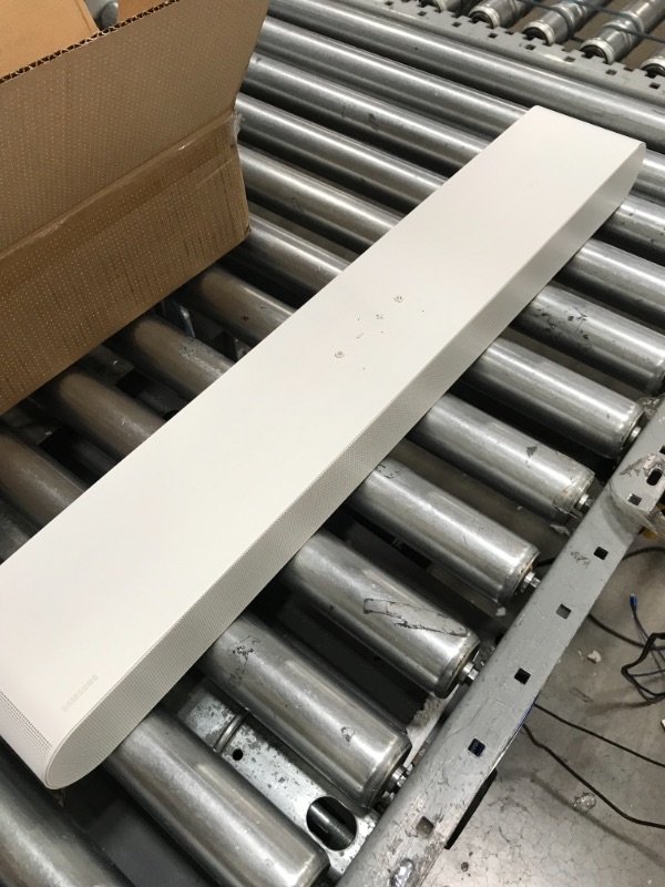 Photo 1 of SAMSUNG HW-S61B Amazon Exclusive 5.0ch All-in-One Wireless Soundbar w/Dolby Atmos, Q-Symphony, Built-in Center Speaker, Alexa Built-in, Bluetooth TV Connection, 2022(Amazon Exclusive) HW-S61B Soundbar