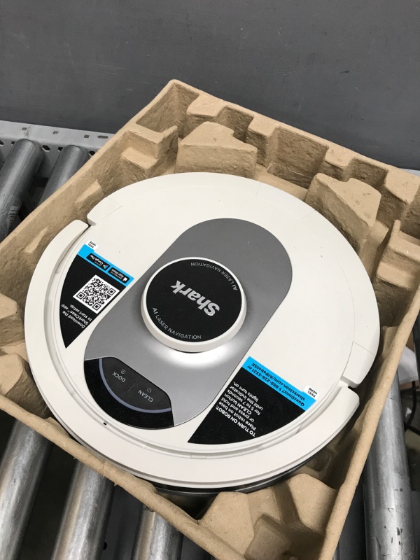 Photo 3 of (USED) Shark AV2511AE AI Ultra Robot Vacuum, with Matrix Clean, Home Mapping, 60-Day Capacity Bagless Self Empty Base, Perfect for Pet Hair, Wifi, Compatible with Alexa, Black/Silver 60-Day Capacity + 2nd Generation1007198411
