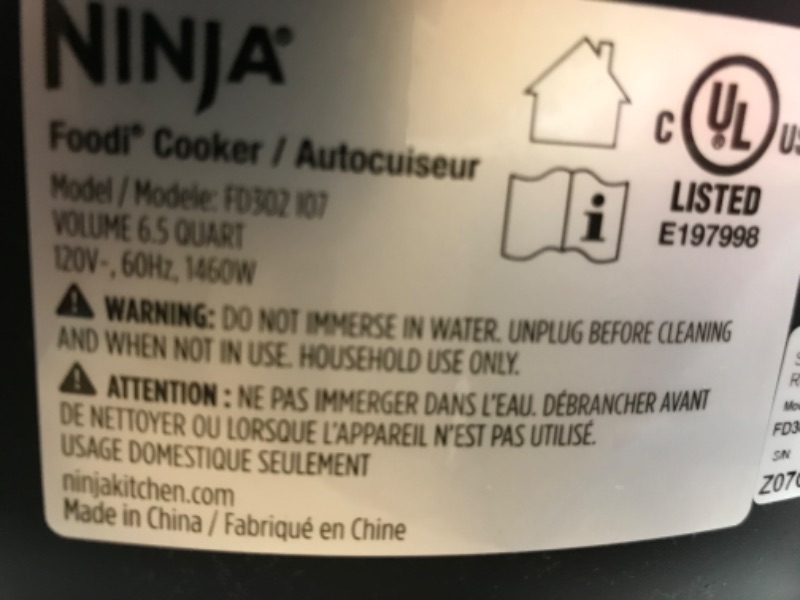 Photo 3 of *** NOT FUNCTIONAL FOR PARTS ONLY*** Ninja FD302 Foodi 11-in-1 Pro 6.5 qt. Pressure Cooker & Air Fryer that Steams, Slow Cooks, Sears, Sautés, Dehydrates & More, with 4.6 qt. Crisper Plate, Nesting Broil Rack & Recipe Book, Silver/Black
